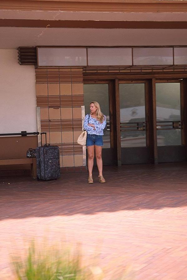 17P Adorable busty blonde hottie getting gangbanged in the coach