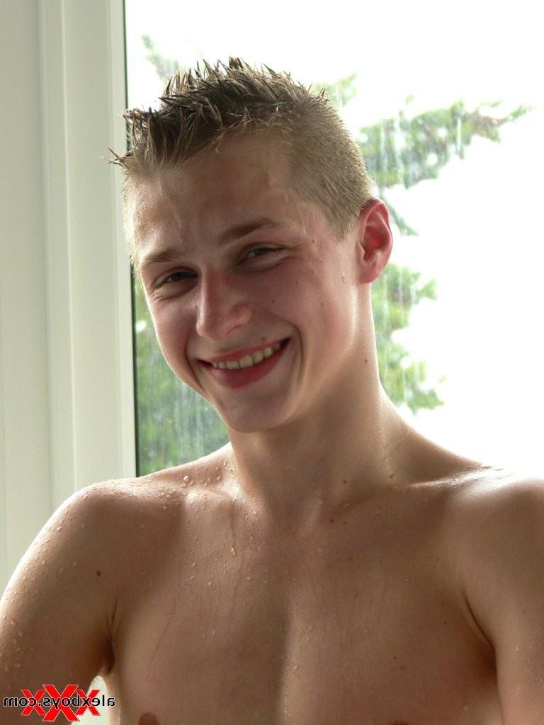 12P Lovely gay twink boy wet pool fun
