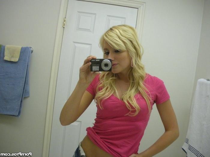 12P Adorable Mallory Loves Cum 