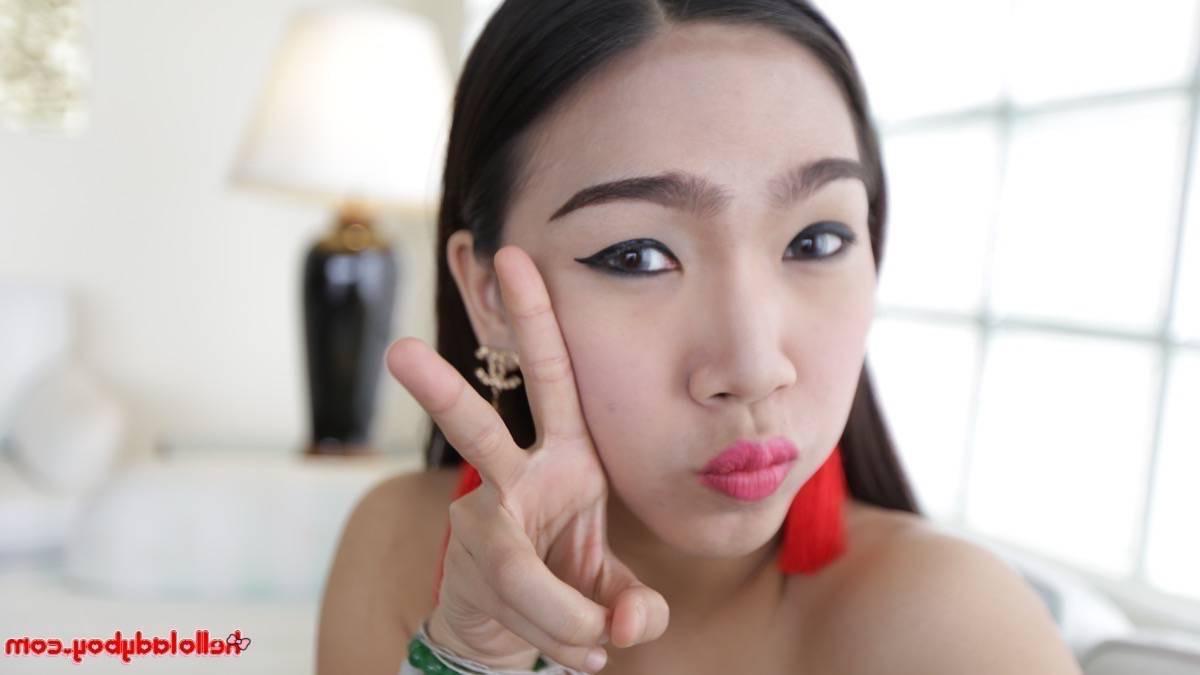 12P Lovely big dicked Thai Ladyboy