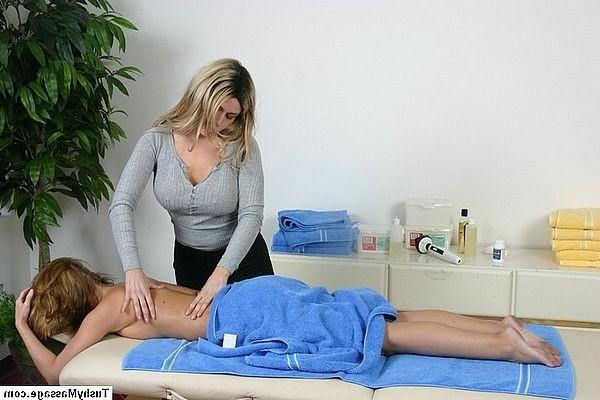 20P Absolute adorable amateur sexy babe gets ass massaged and licked