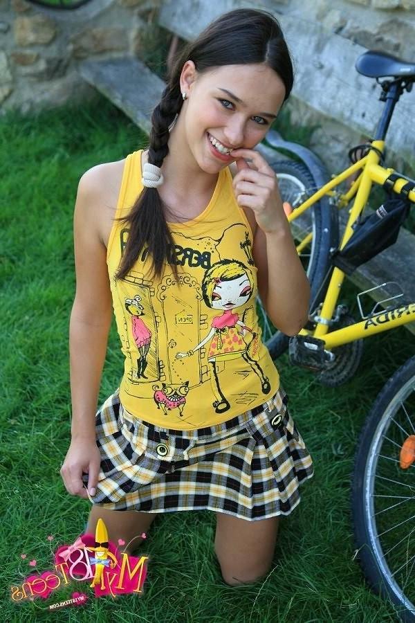 15P Slim brunette teen in pigtails getting fucked outdoors