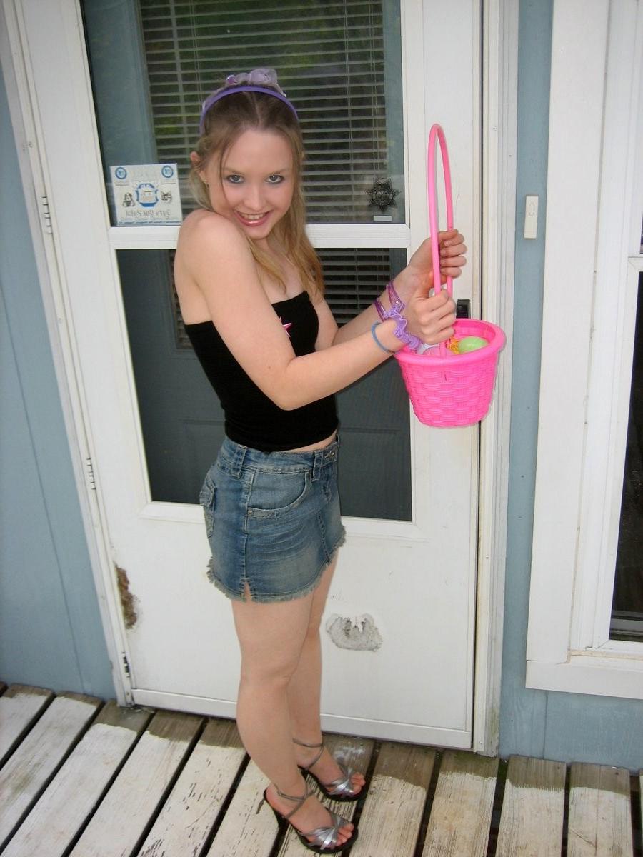 18P Upskirt blonde teenie ready for easter peeks her tits
