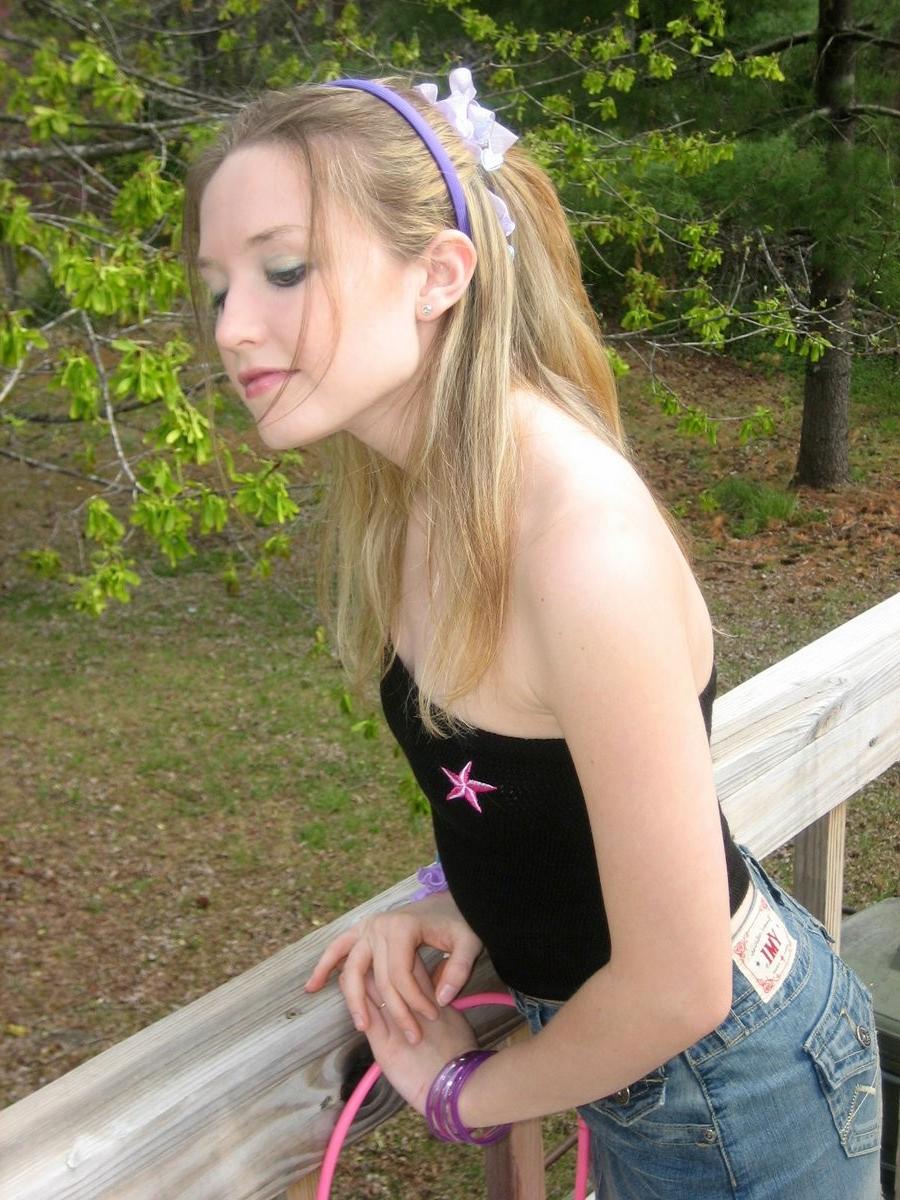18P Upskirt blonde teenie ready for easter peeks her tits