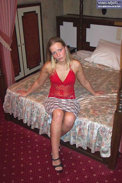 16P The old guy finally gets his way with this adorable college girl nextdoor
