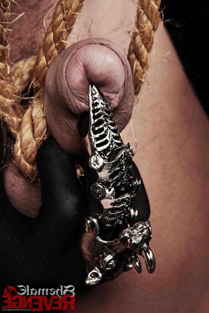 15P Mistress Carla abuses her bound slave