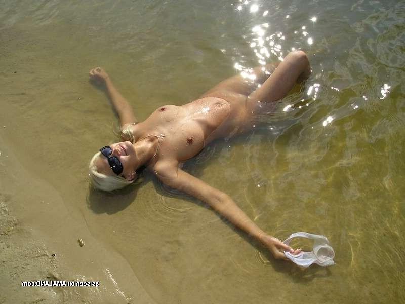 15P Adorable and horny amateur teen girlfriends naked