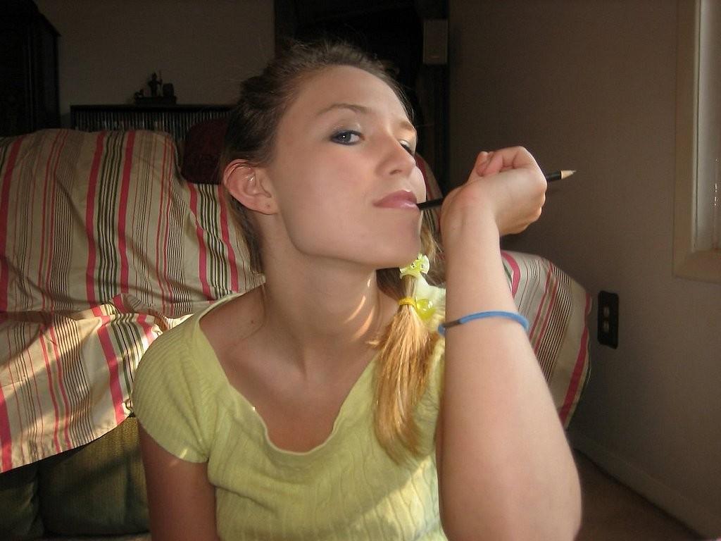 15P Petite teen amateur slips a peak at her shaved muff