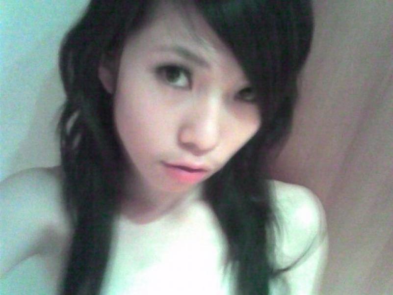 16P Adorable asian babe sucking hard white cock with passion