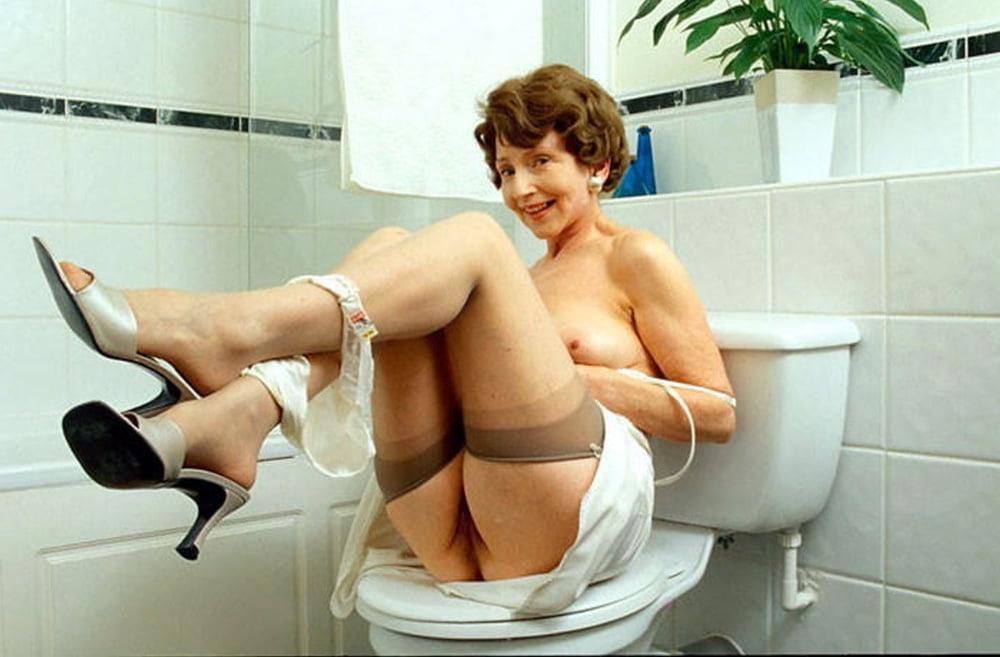 25P AGED 50+ SLUTS 99