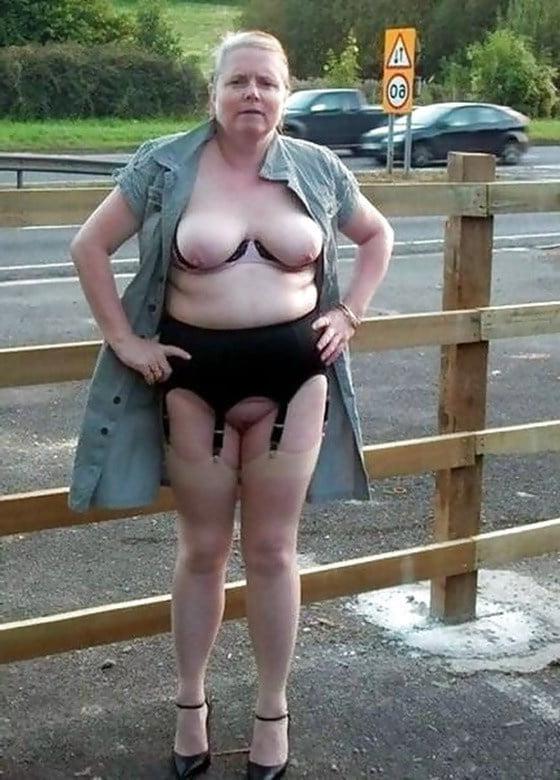 25P AGED 50+ SLUTS 92