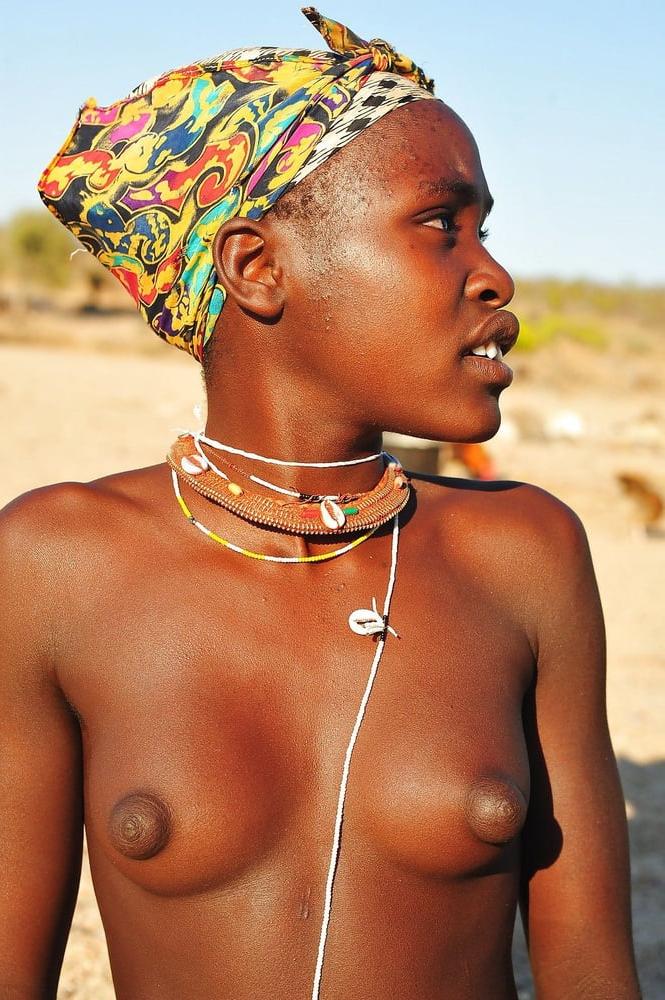 24P Natural African Tits 8