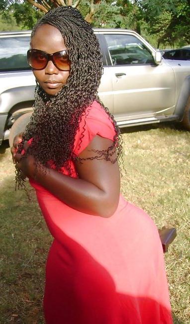 17P YUMMY AFRICAN GIRL I WANT SO BAD :-P