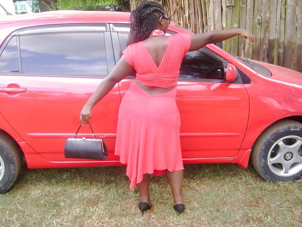 17P YUMMY AFRICAN GIRL I WANT SO BAD :-P