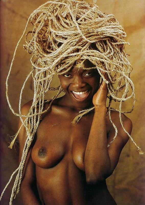 25P African Queens 
