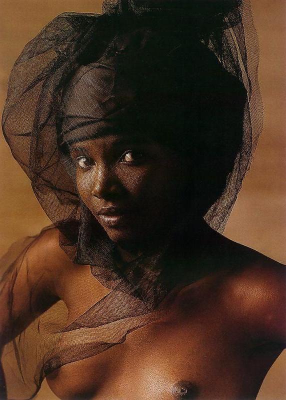 25P African Queens 