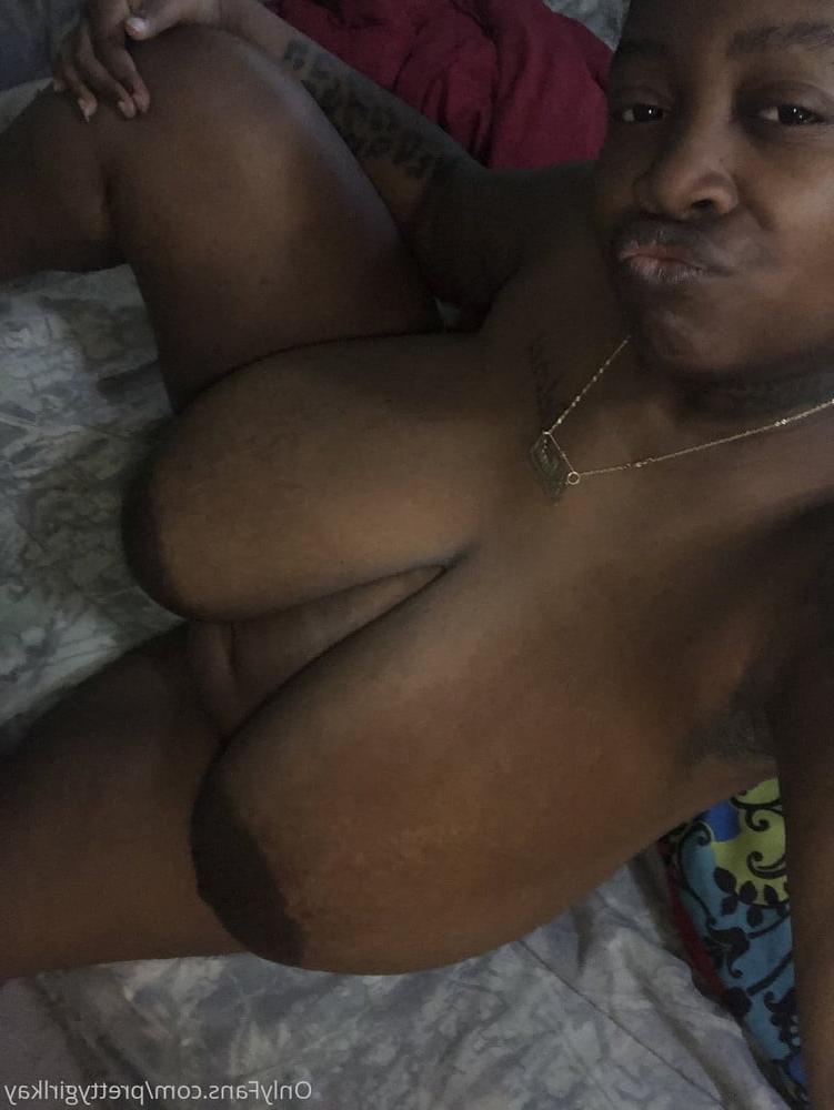 25P Biggest mama Africa #1