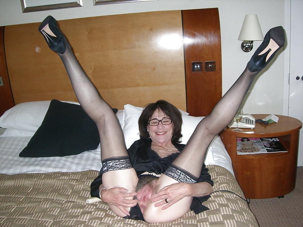 25P AGED 50 + SLUTS 80