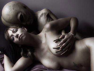 10P SEX WITH ALIEN