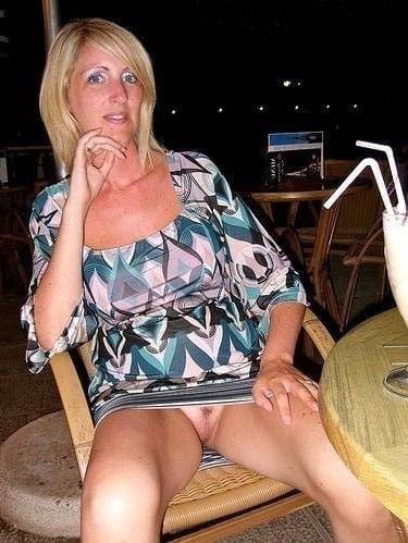 25P AGED 50 + SLUTS 74