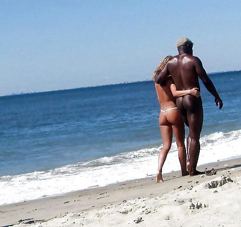 15P Female sex tourists in Africa