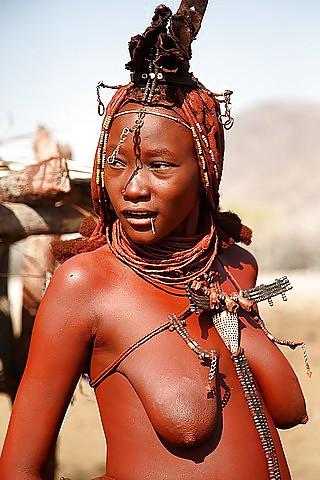 25P Africa girls show tities