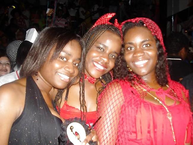 25P AFRICAN SEXY NN GIRLS X