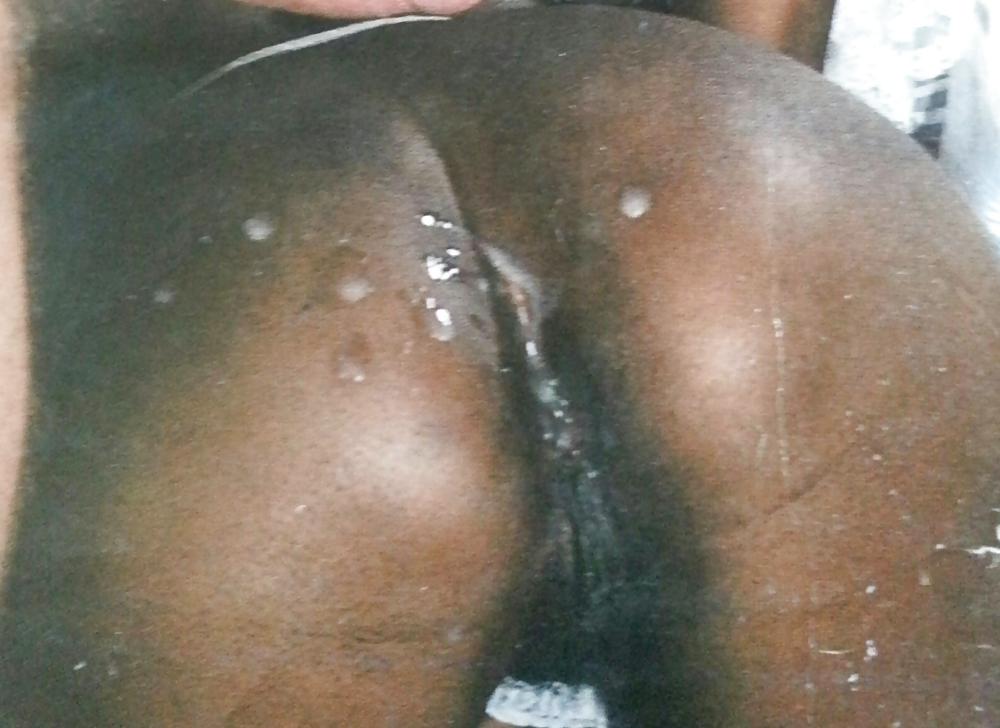 25P Vintage African slut in threesome