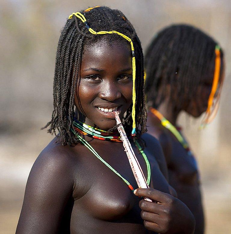 14P The Beauty of Africa Traditional Tribe Girls