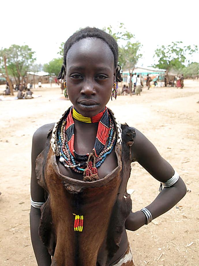 14P The Beauty of Africa Traditional Tribe Girls
