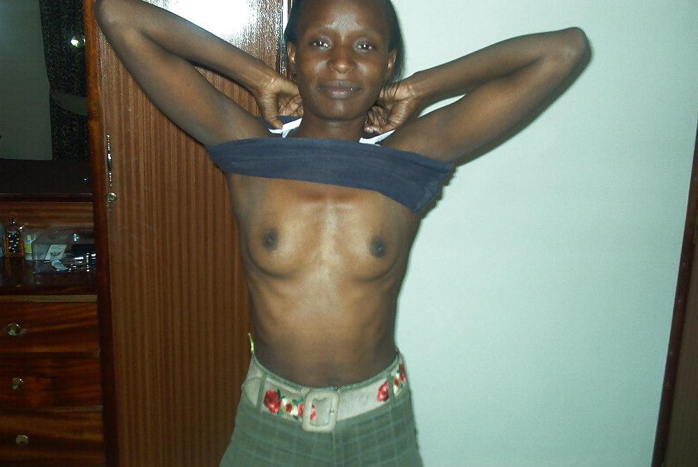 14P CHEAP AFRICAN WHORE GETTING USED