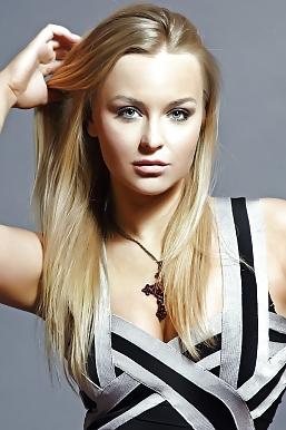 25P A presentation of my best escort girl (all tested)