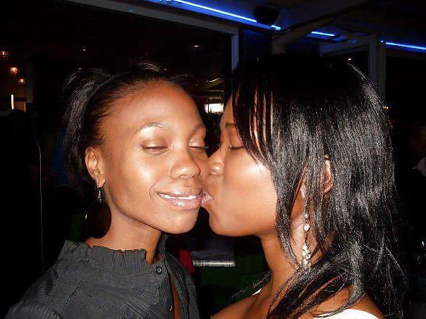 16P EAST AFRICA LESBOS