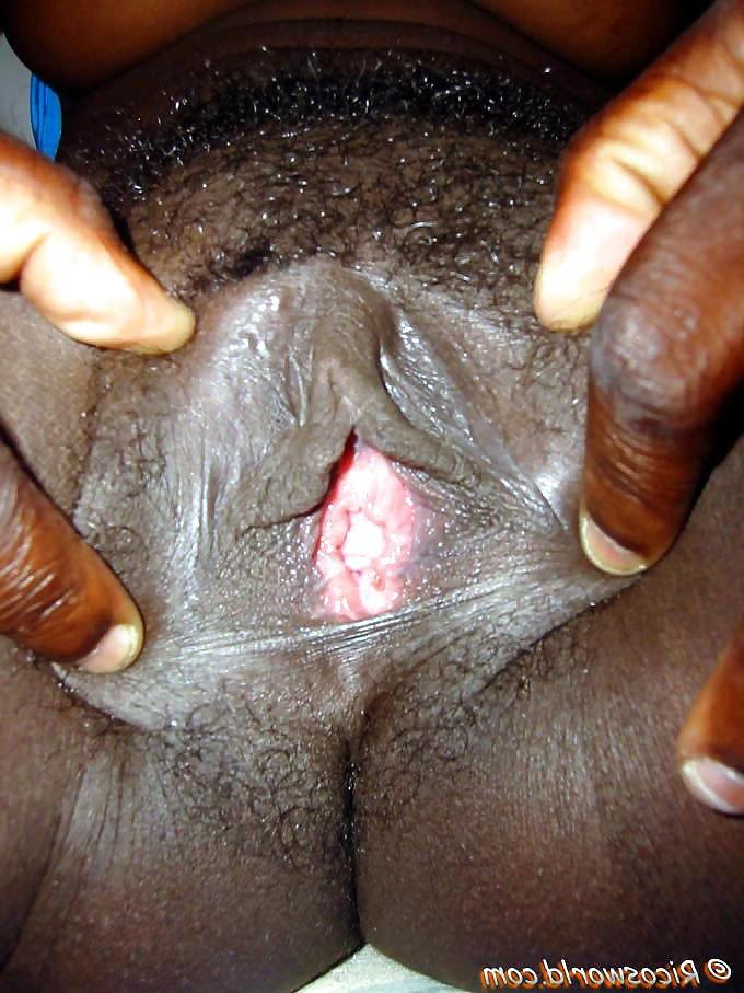 9P AFRICAN BOOBS AND PUSSIES