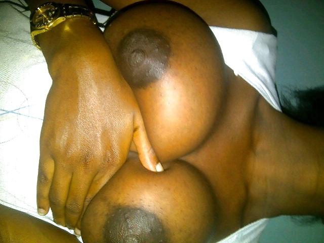 25P Amateur african tits
