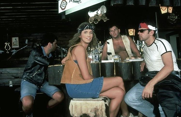 25P Biker-chick getting fucked in all holes by three guys