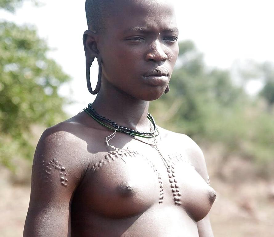 12P The Beauty of Africa Traditional Tribe Girls