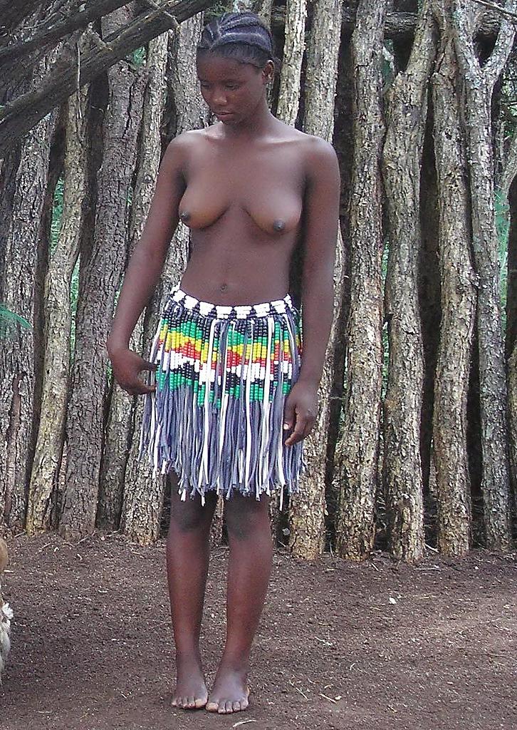 14P The Beauty of Africa Traditional Tribe Girls