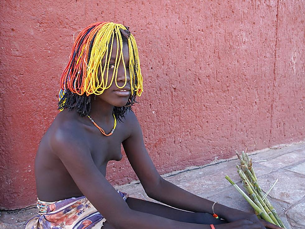 14P The Beauty of Africa Traditional Tribe Girls