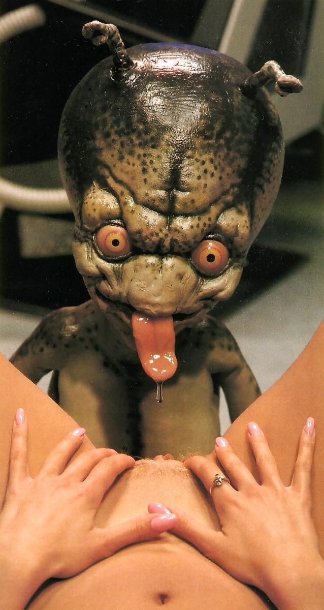 10P Classic Alien Sex Set