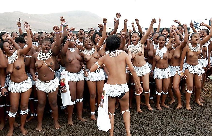 25P Naked Girl Groups 007 - African Tribal Celebrations 1