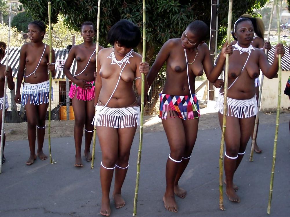 25P Naked Girl Groups 007 - African Tribal Celebrations 1