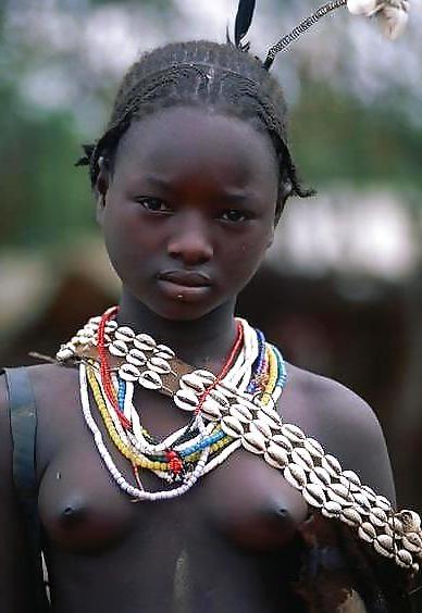 25P African wallpaper