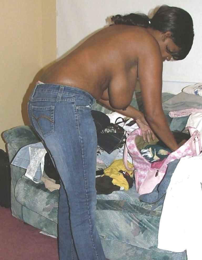17P Dee - A Middle-Aged Big-Titted Black Swinger Part 2