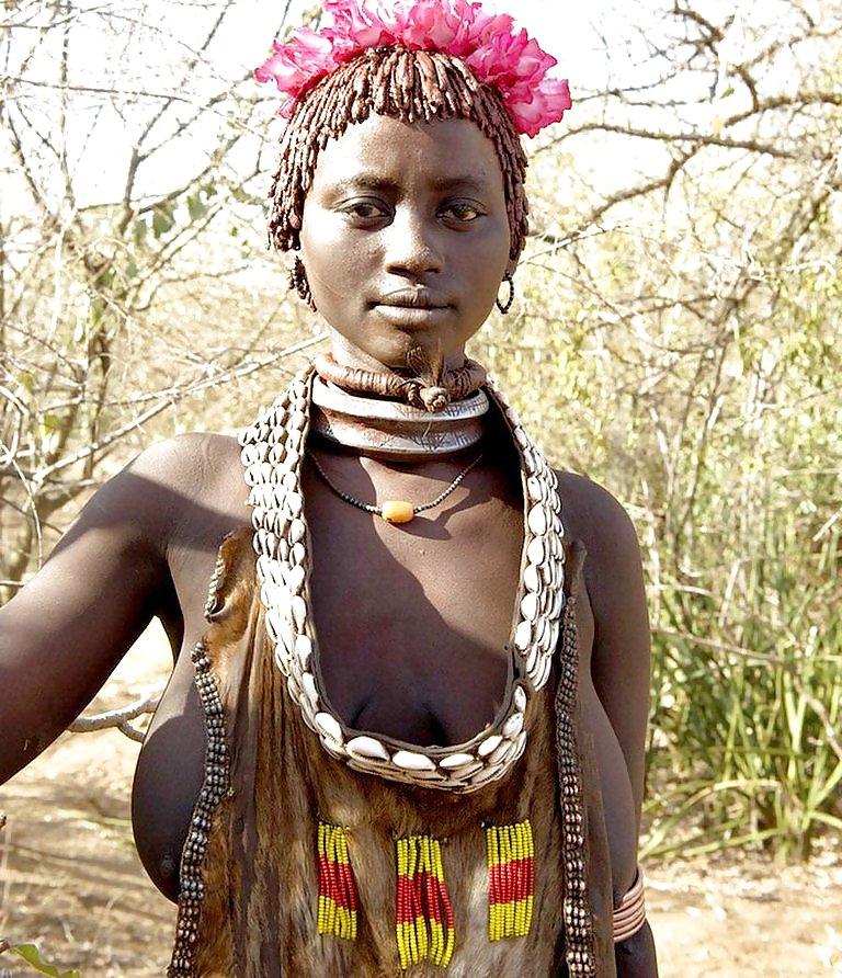 17P The Beauty of Africa Traditional Tribe Girls