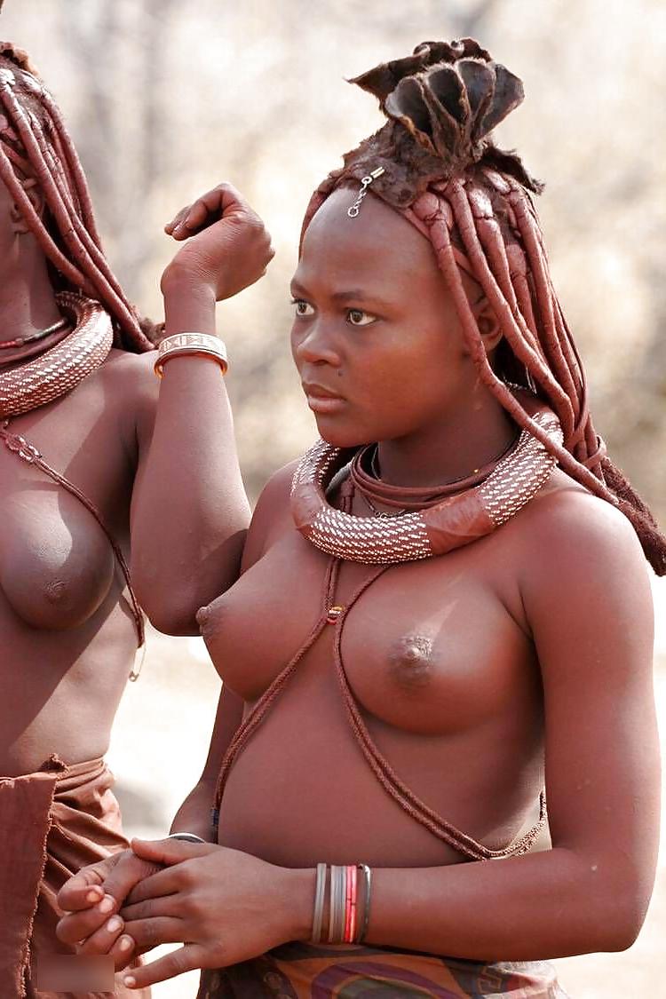 25P African Tribes Women, Nathional Geographic