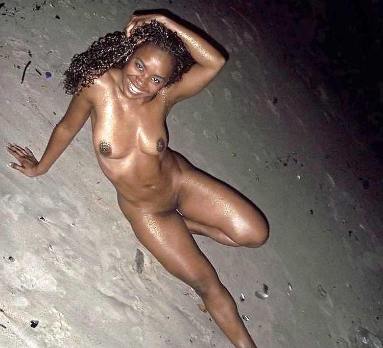 10P Black african beauty