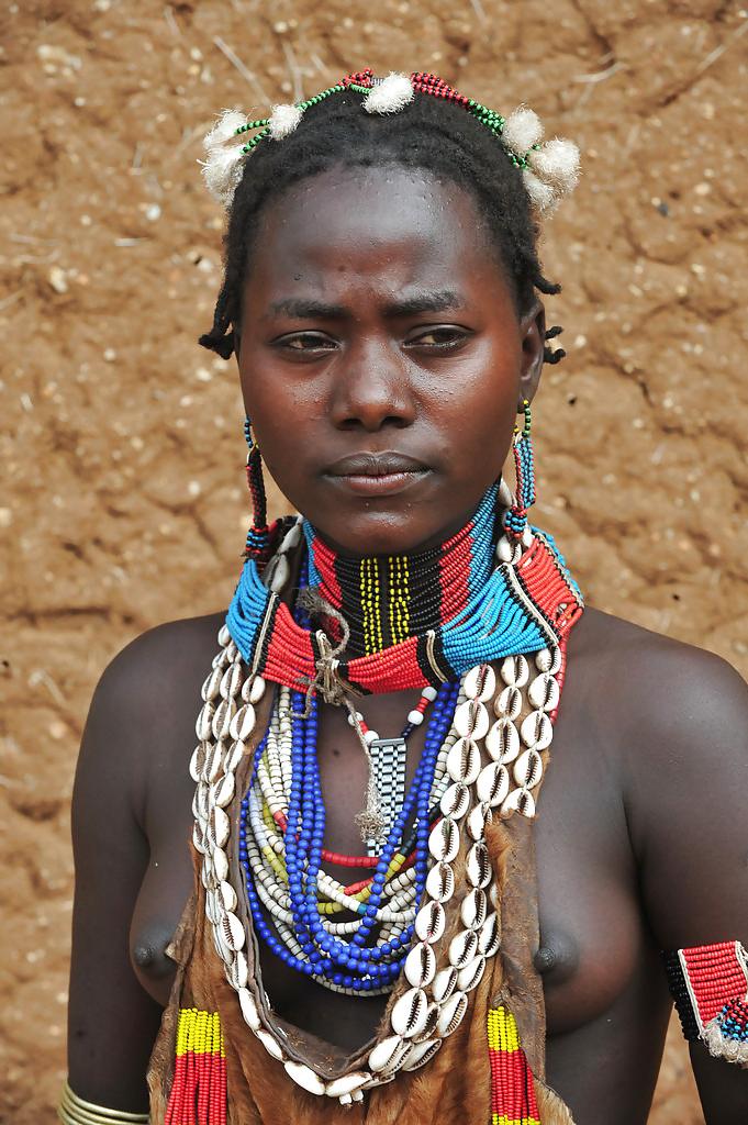 25P African Beauties 001