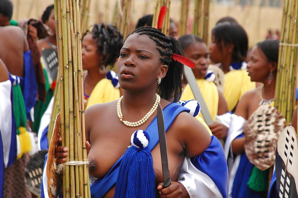 25P African Beauties 001