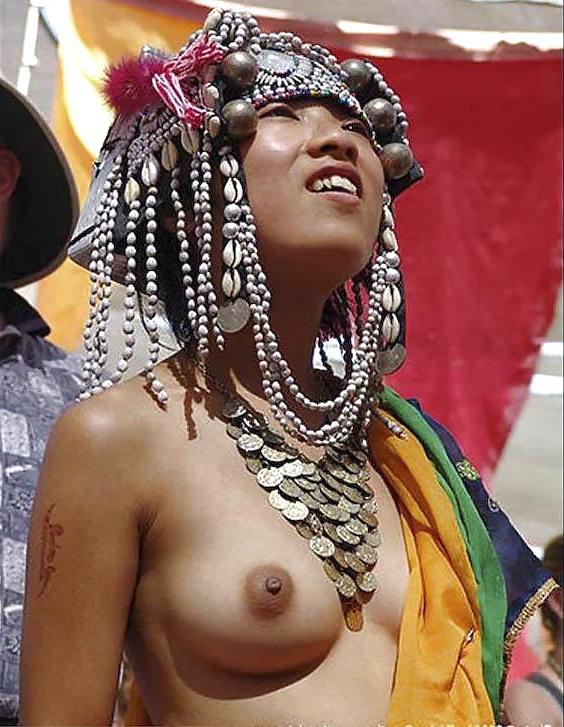 25P African Beauties 001